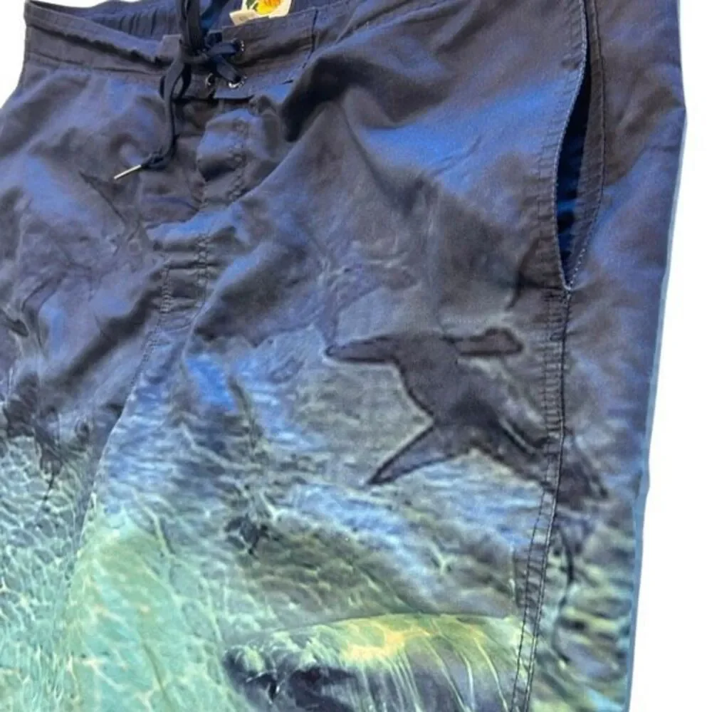 Bass Pro Shops Men's XL Shark Print Swim Trunks Blue Ombre Mesh Lined Board Shor
